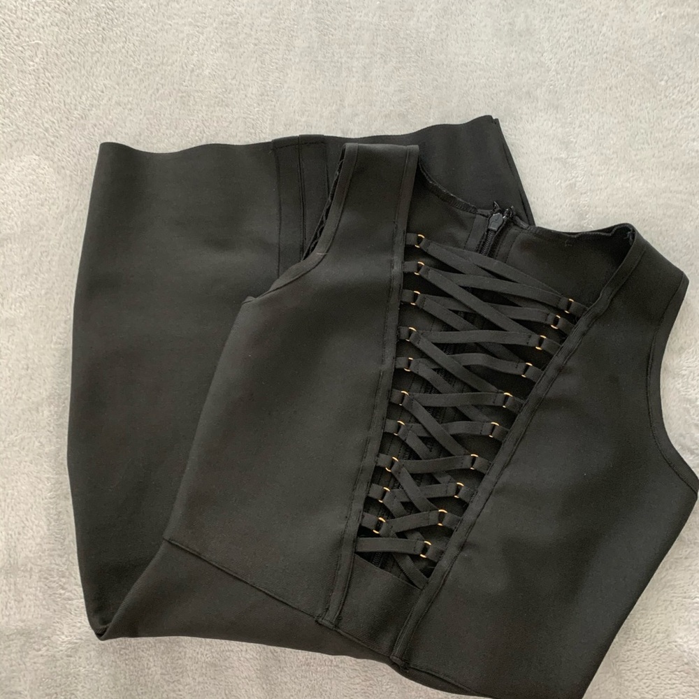 Like new black body con dress